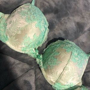 Victoria Secret Push Up - 34c